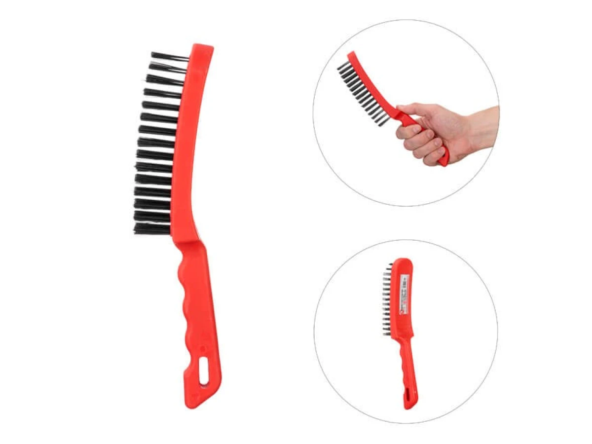 Щетка ручная 6-рядная, пластиковый корпус INTERTOOL BT-0009 