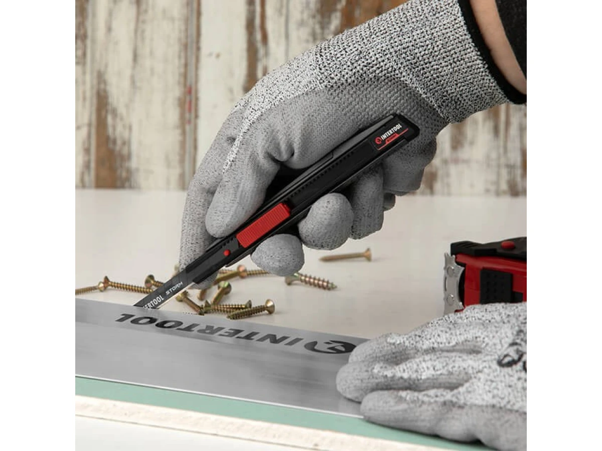 Ніж сегментний 9 мм, алюмінієвий, STORM INTERTOOL HT-0533 