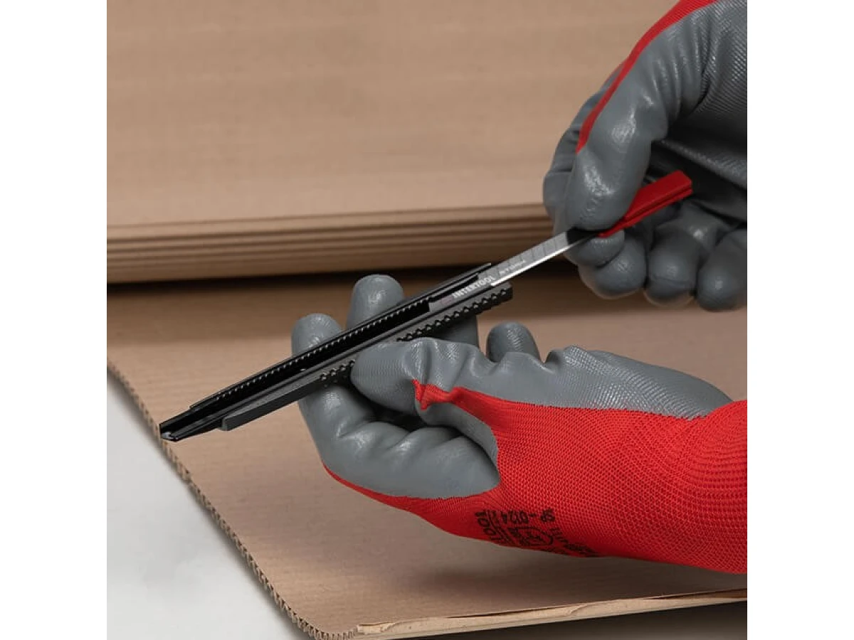 Ніж сегментний 9 мм, алюмінієвий, STORM INTERTOOL HT-0533 