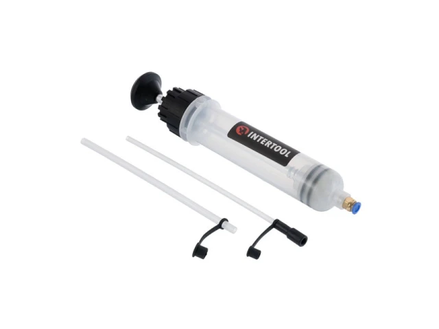 Шприц для технических жидкостей 200мл. 2 насадки INTERTOOL AT-3071 