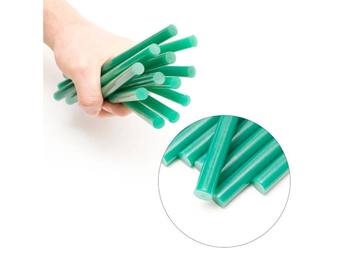 Комплект стрижнів клейових зелених 11,2 мм * 200 мм, 12 шт. INTERTOOL RT-1057 