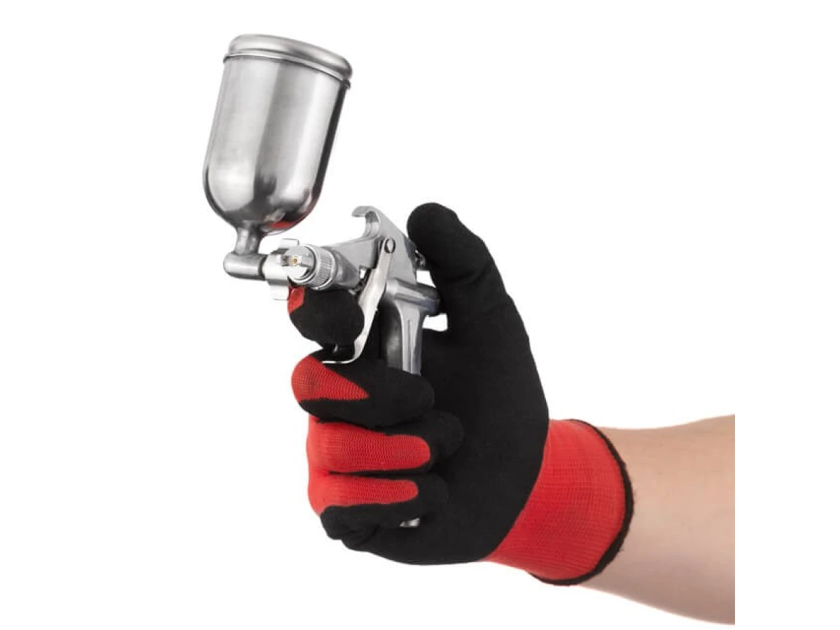 Фарбопульт пневматичний HP MINI, форсунка 0.5 мм, верхній металевий бачок 200 мл, 5 бар INTERTOOL PT-0301 