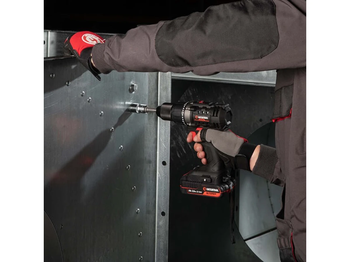 Дрель-шуруповерт аккумуляторная 20 В, 50 Нм, 0-450/0-1700 об/мин, 2-13 мм, Li-Ion, 2.0 Ач, ЗУ 2 А, кейс INTERTOOL WT-0351 