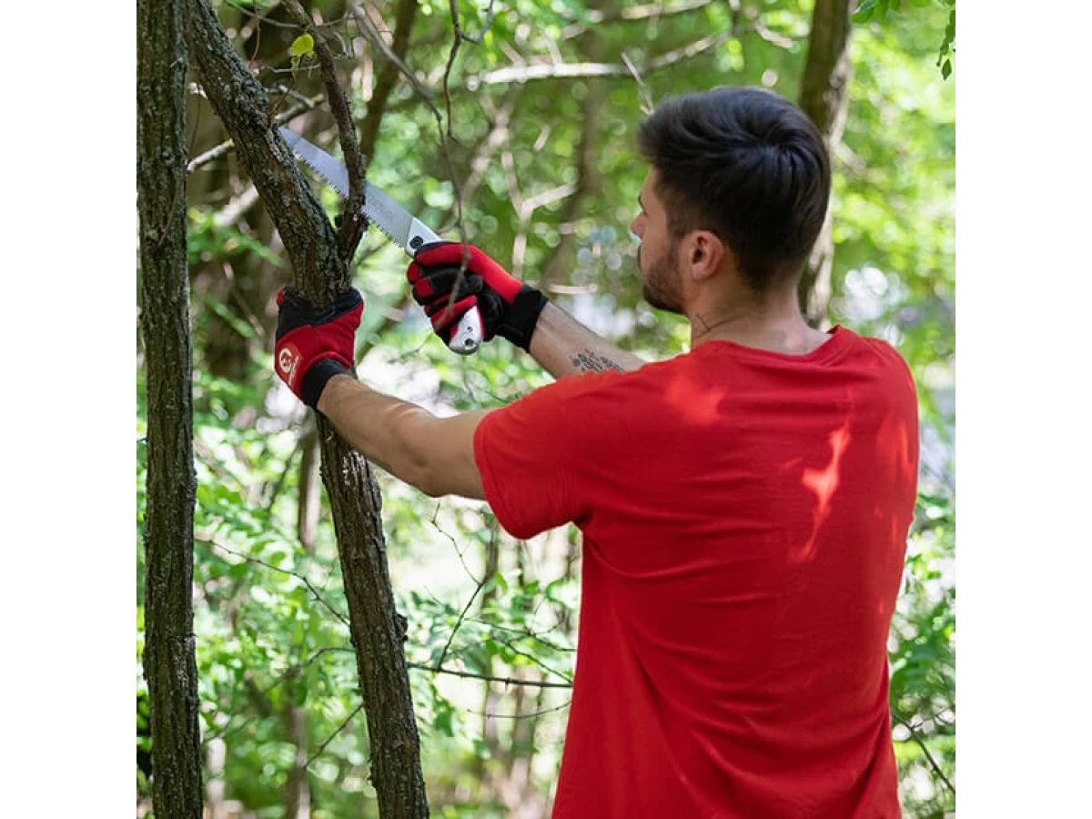 Ножівка садова вигнута 330 мм, з металевою ручкою, пластиковий чохол INTERTOOL HT-3146 