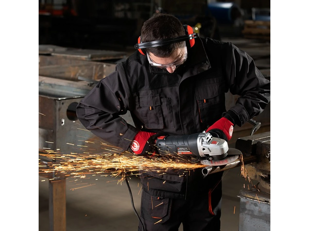 Шліфмашина кутова 1800 Вт, діаметр круга 180 мм, 8000 об/хв., плавний пуск INTERTOOL WT-0227 