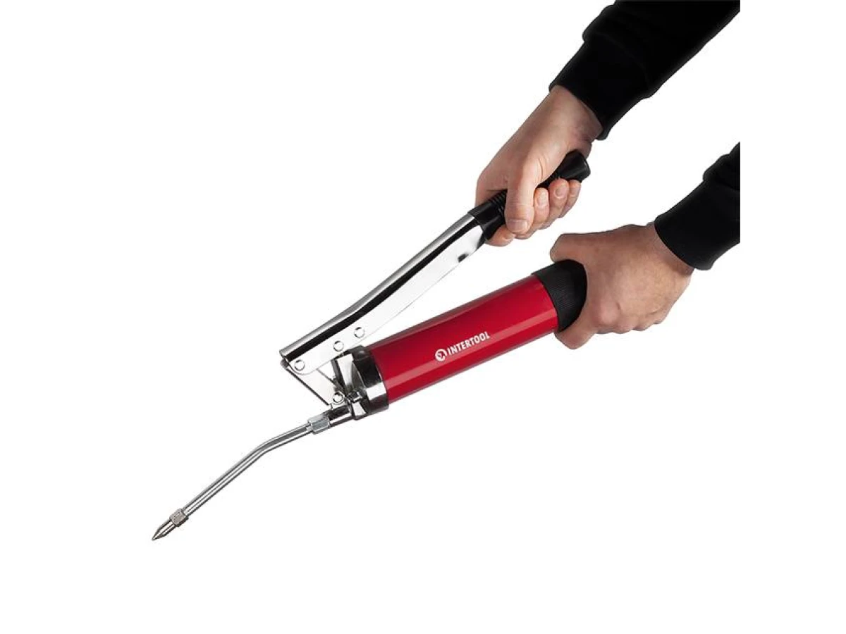 Шприц для смазки двухплунжерный 600см3 с гибким шлангом INTERTOOL HT-0060 