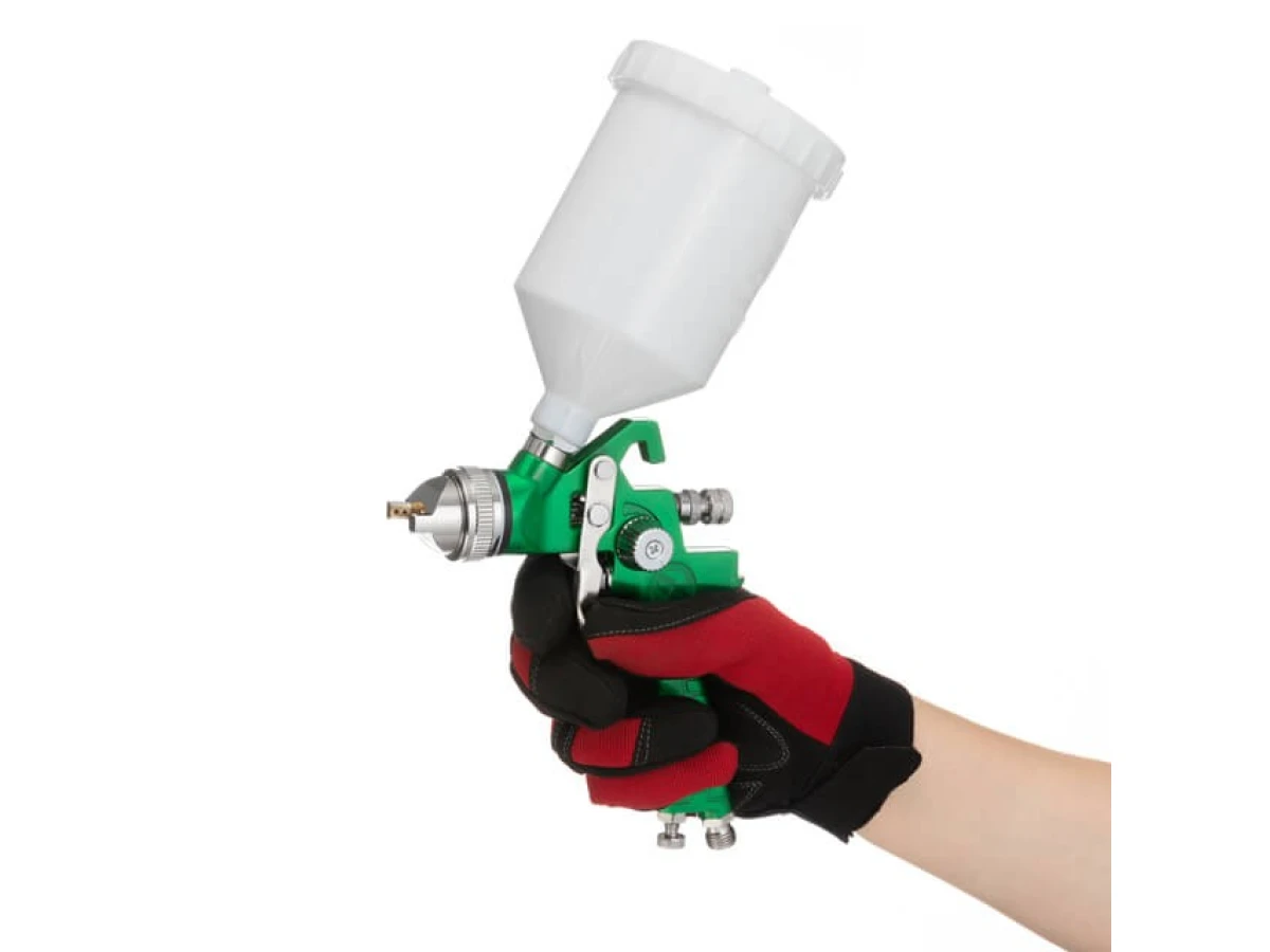 Фарбопульт пневматичний HVLP, форсунка 2.0 мм, верхній пластиковий бачок 600 мл, 3 бар INTERTOOL PT-0120 