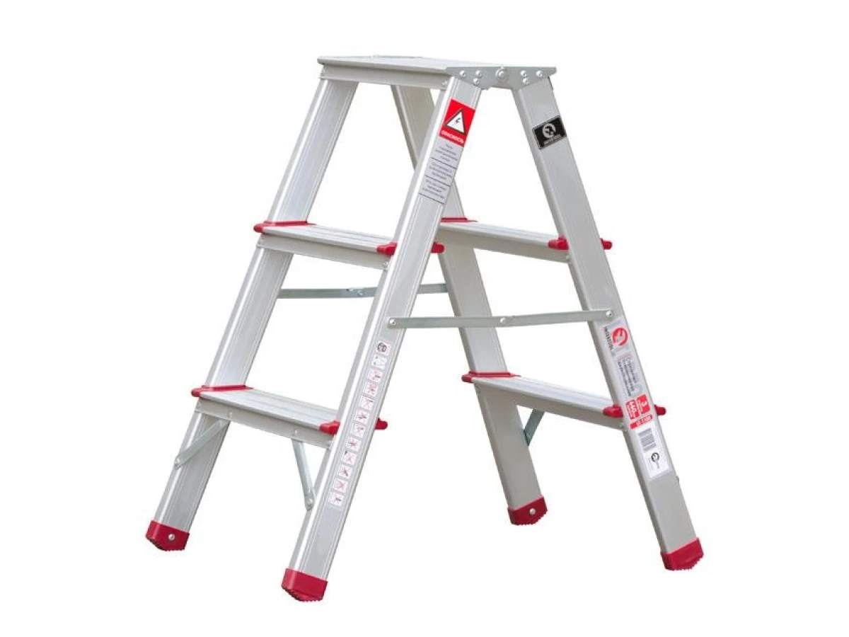 Стремянка алюминиевая двусторонняя 3 ступени, высота 668 мм INTERTOOL LT-1103 