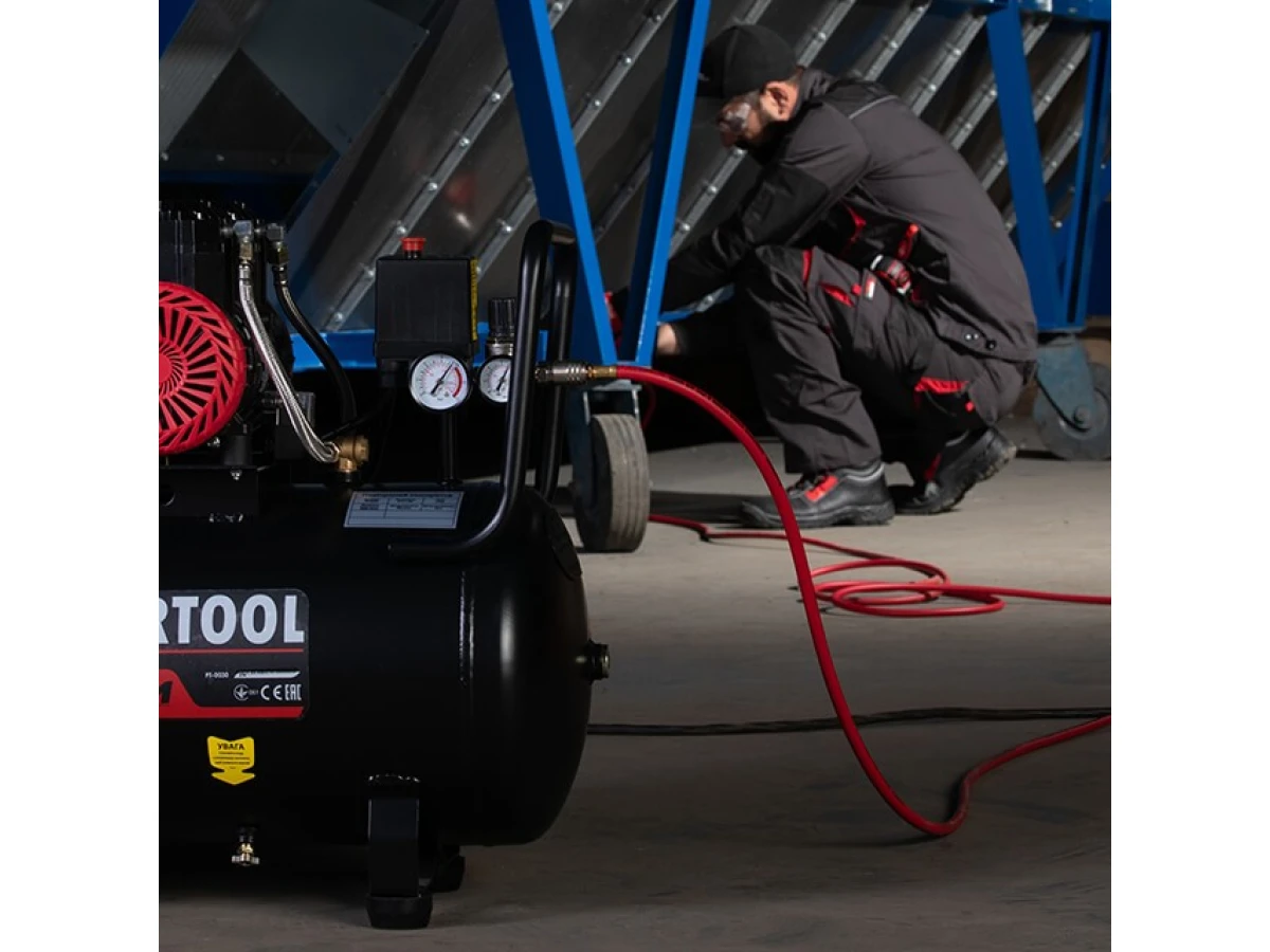 Шланг гібридний, професійний, 20 атм, 10*17мм, 30м з латунними швидкороз'ємними з'єднаннями, STORM INTERTOOL PT-1783 