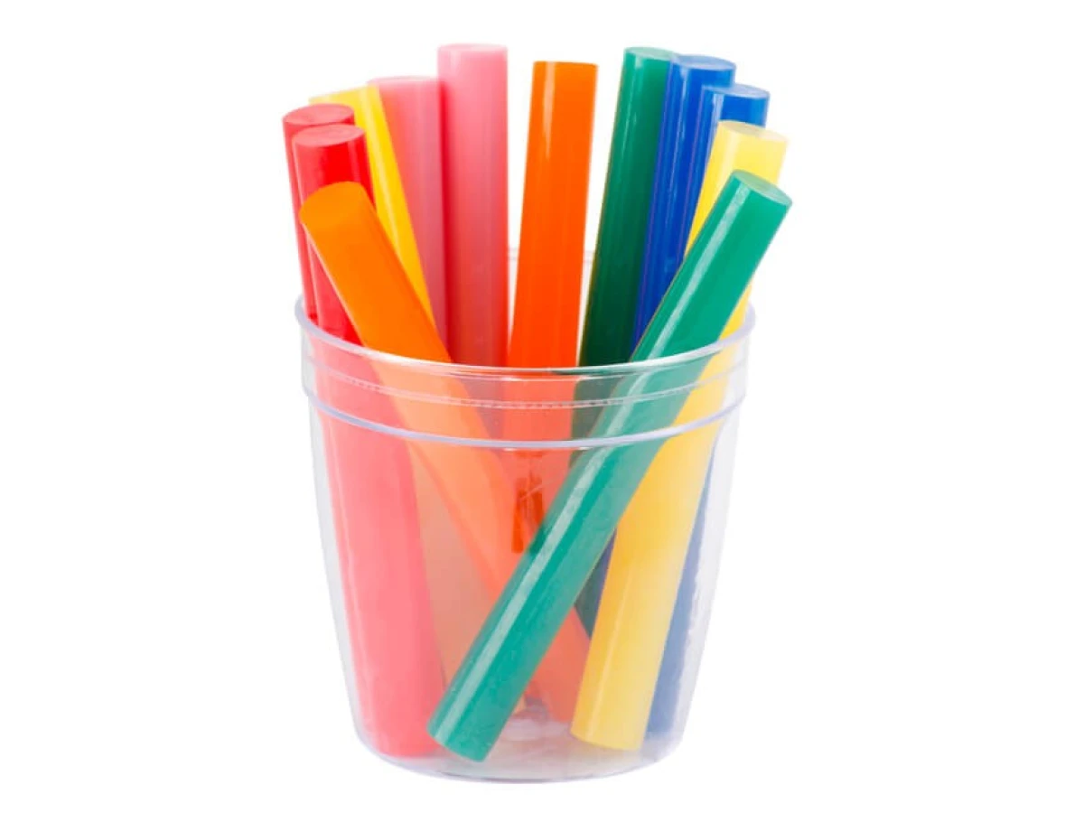 Комплект стрижнів клейових кольорових 11,2 мм * 100 мм, 12 шт INTERTOOL RT-1027 