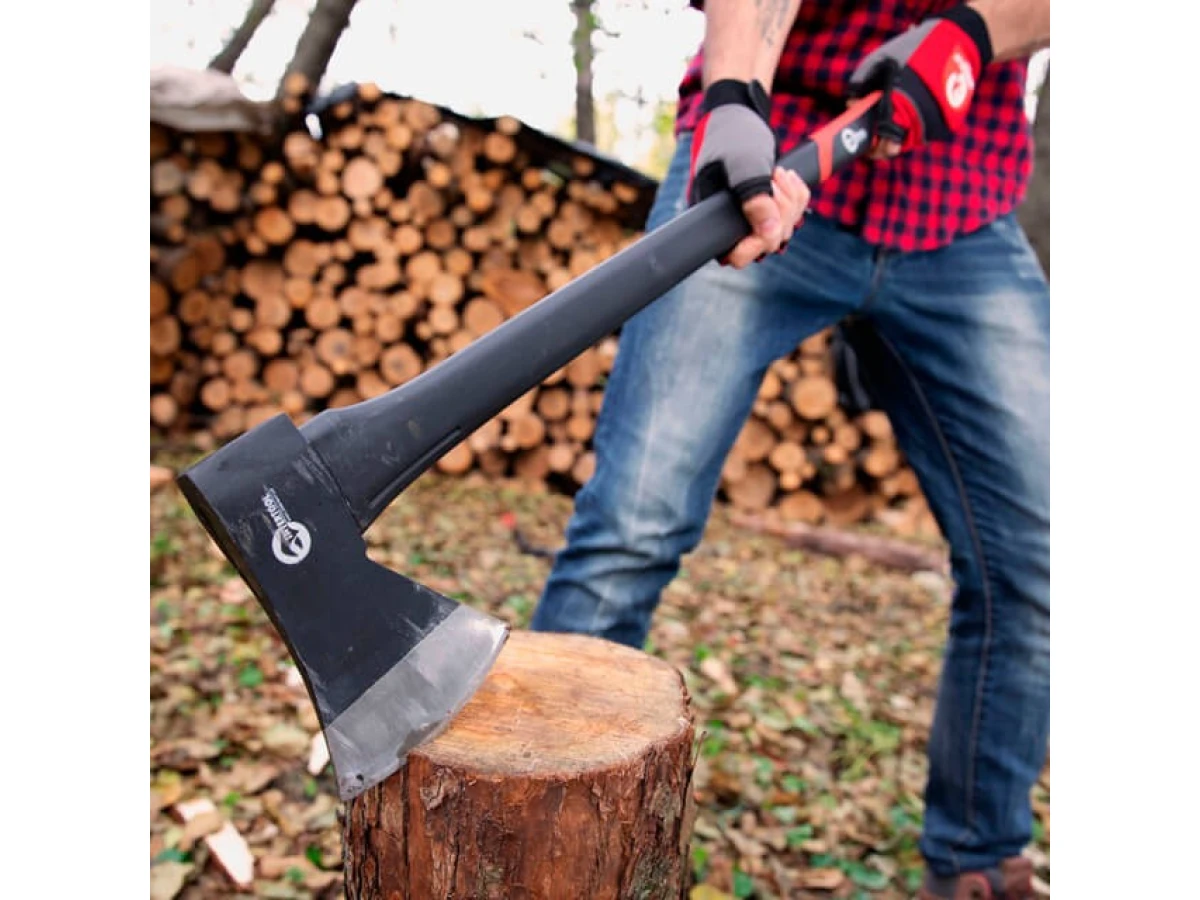 Сокира 1250 г, ручка з фібергласу INTERTOOL HT-0264 