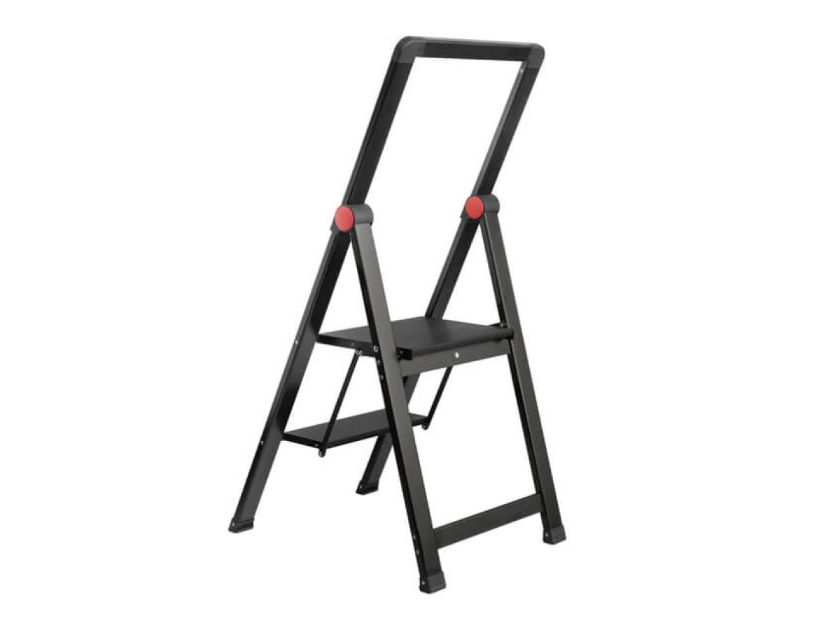 Стремянка алюминиевая "Black Slim", 2 ступени, высота верхней ступени 456 мм, 150 кг STORM INTERTOOL LT-5002 