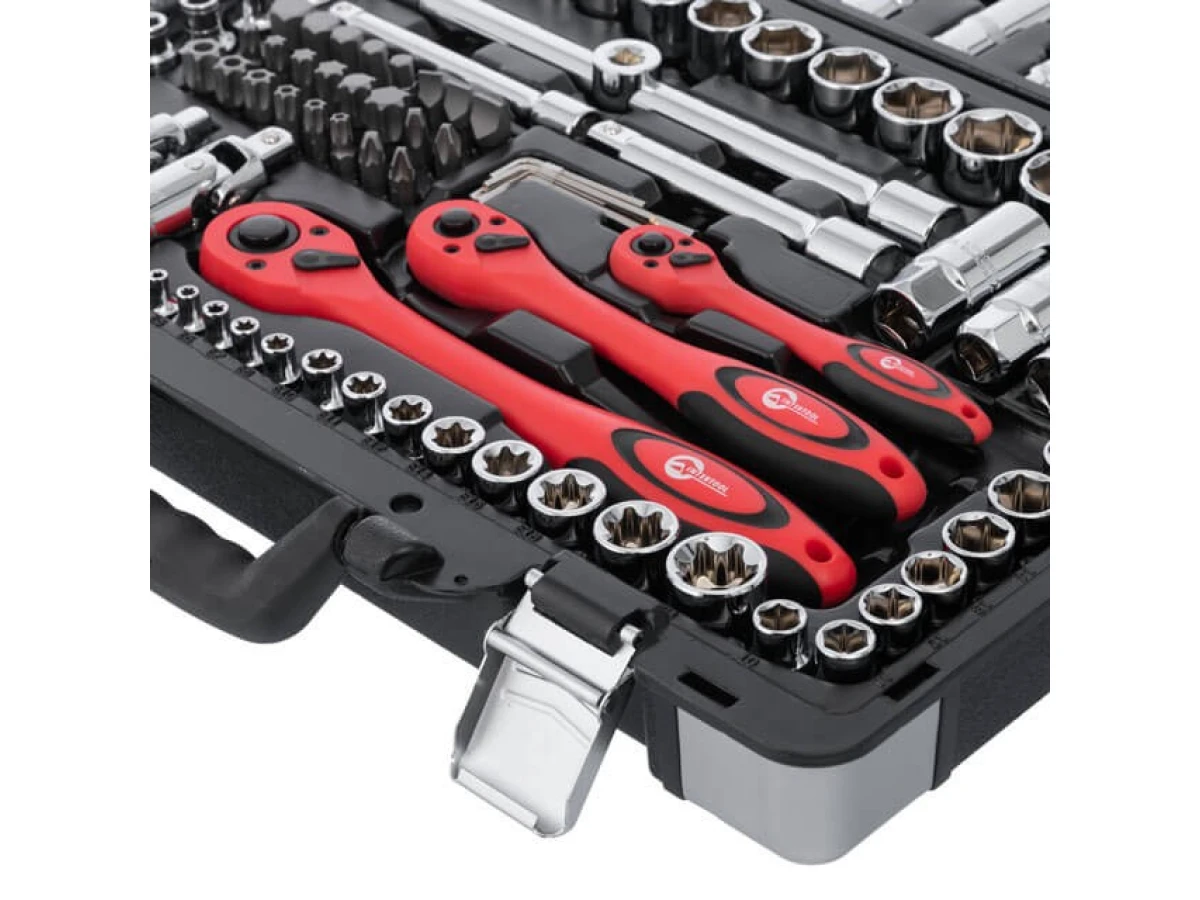 Набір інструментів професійний 1/4" & 3/8" & 1/2", 151 од., Cr-V INTERTOOL ET-7151 