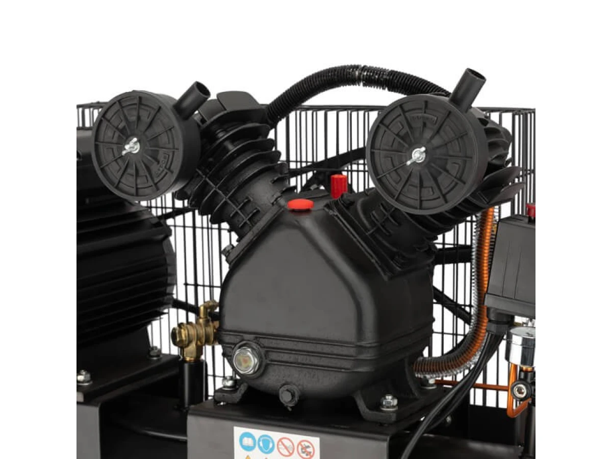 Компресор 50 л, 3 кВт, 220 В, 10 атм, 500 л/хв, 2 циліндри INTERTOOL PT-0016 