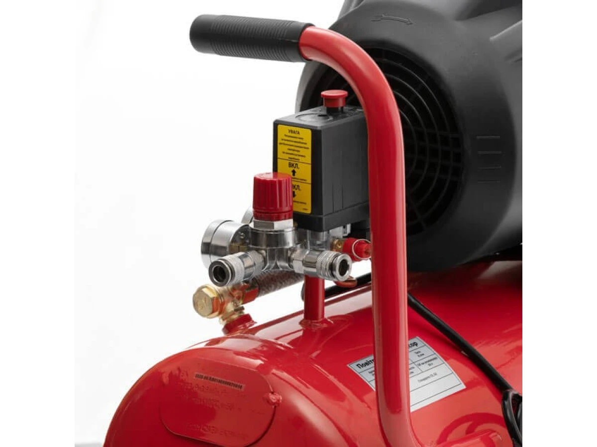 Компресор 50 л, 4 HP, 3 кВт, 220 В, 10 aтм, 420 л/хв, 2 циліндри. INTERTOOL PT-0007 