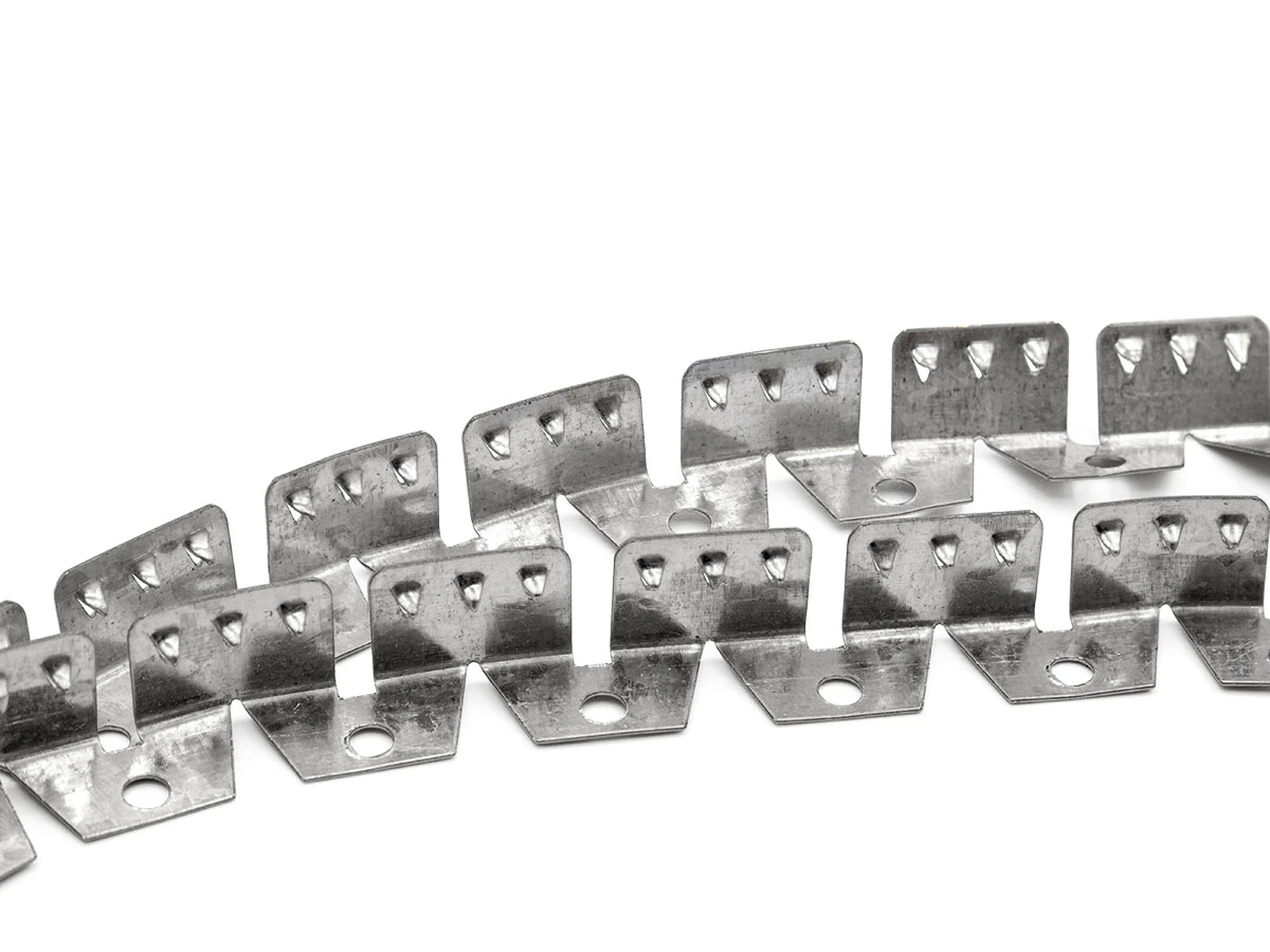 Стрічка металева для потайного шва 