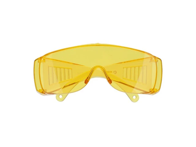 Очки защитные желтые, материал линз поликарбонат, материал дужек поликарбонат,защита от удара,оптический класс 1 INTERTOOL SP-0082 