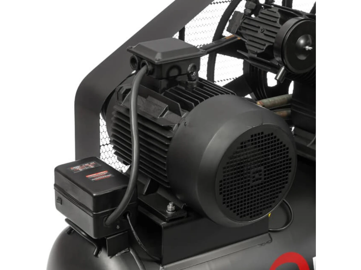 Компресор 300 л, 15 кВт, 380 В, 10 aтм, 2000 л/хв., 3 циліндри INTERTOOL PT-0052 