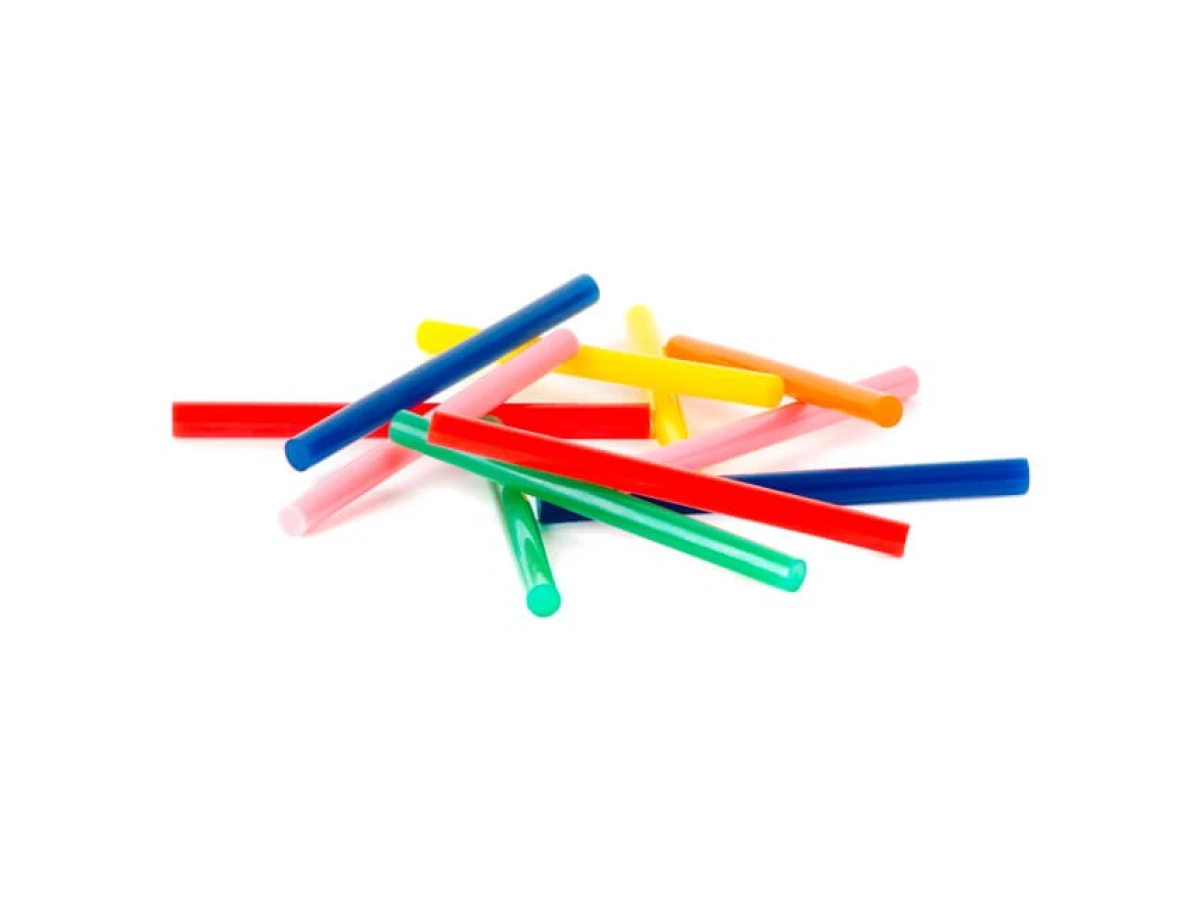 Комплект стрижнів клейових кольорових 7,4 мм * 100 мм, 12 шт INTERTOOL RT-1031 
