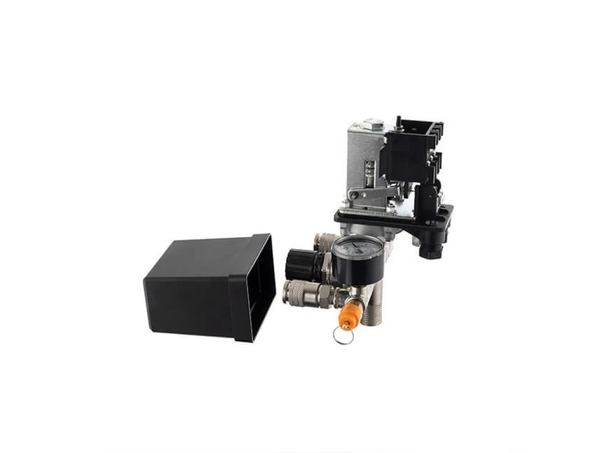 Прессостат 380В (блок автоматики компрессора) 10 bar в сборе, (прессостат, редуктор, 2 манометра, предохранительный клапан, два выхода) INTERTOOL PT-9097 