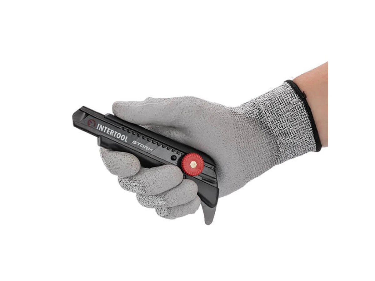 Нож сегментный для линолеума 18 мм, металлическая направляющая, винтовая фиксация STORM INTERTOOL HT-0539 