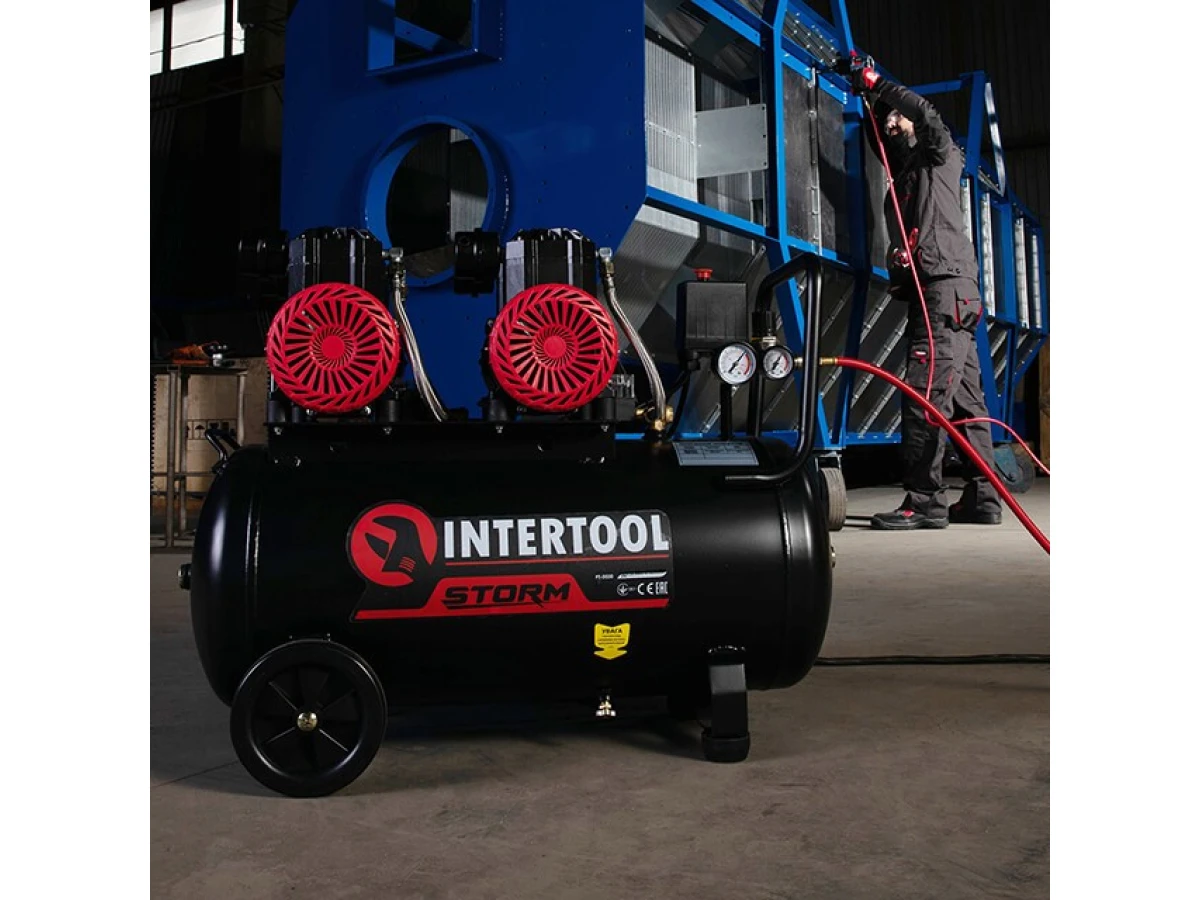 Компрессор 50 л, 2x1.1кВт, 220В, 8атм, 400 л/мин, 2800 об/мин, безмасляный, 4 цилиндра INTERTOOL PT-0030 