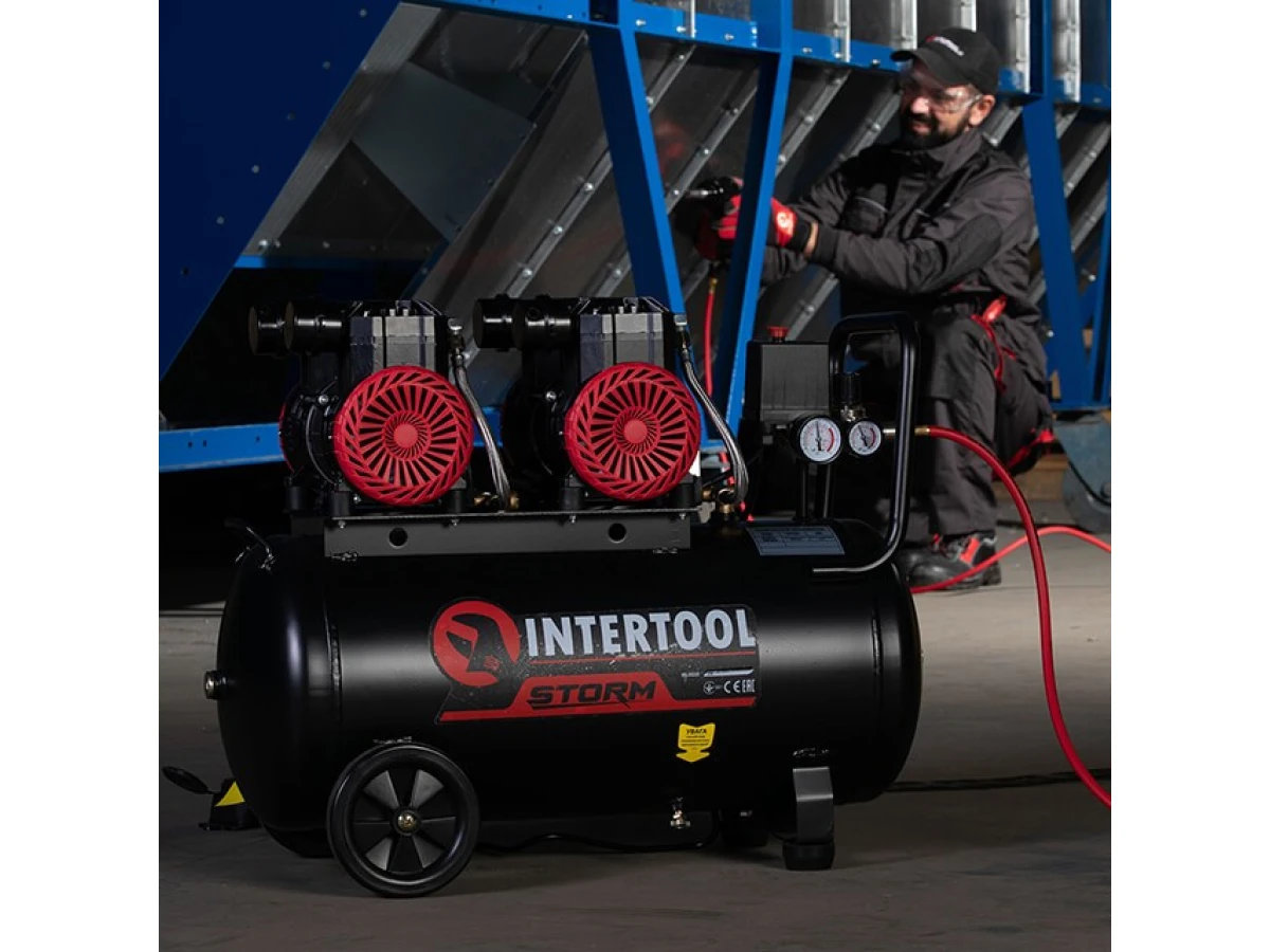 Компрессор 50 л, 2x1.1кВт, 220В, 8атм, 400 л/мин, 2800 об/мин, безмасляный, 4 цилиндра INTERTOOL PT-0030 