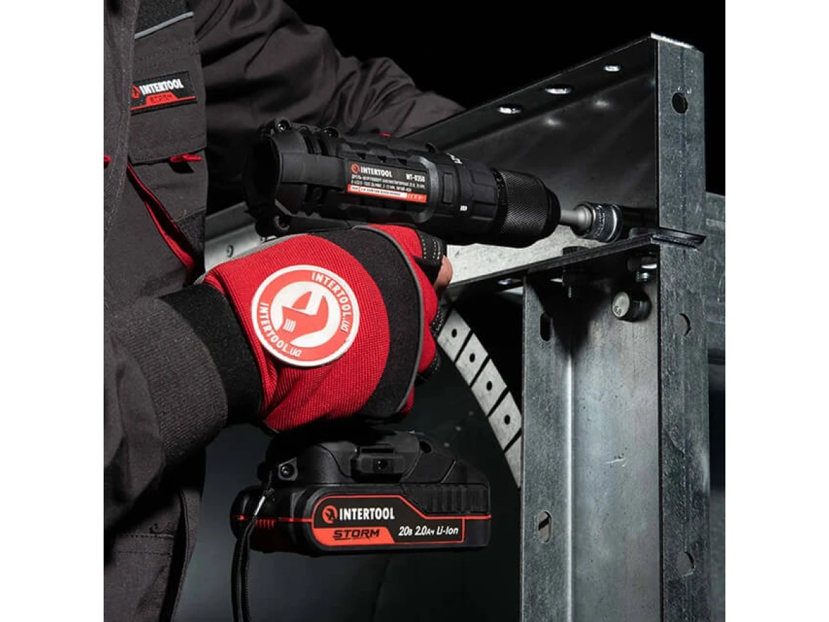 Дриль-шурупокрут акумуляторний 20 В, 35 Nm, 0-450/0-1500 об/хв., 2-13 мм, Li-Ion, 2.0 Аг, ЗП 2 А, кейс INTERTOOL WT-0350 