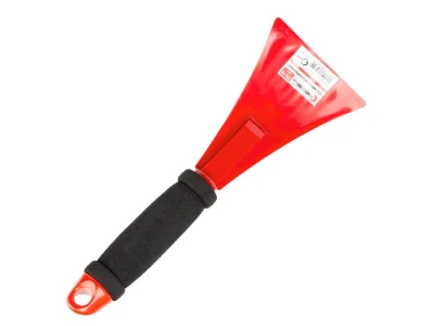 Шкребок автомобільний для скла 29*10 см INTERTOOL AT-0103