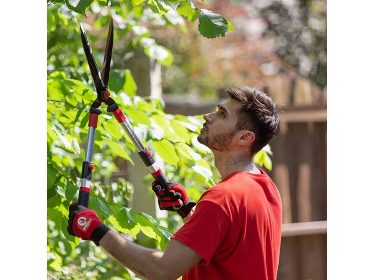 Ножиці садові з телескопічними ручками INTERTOOL FT-1117 