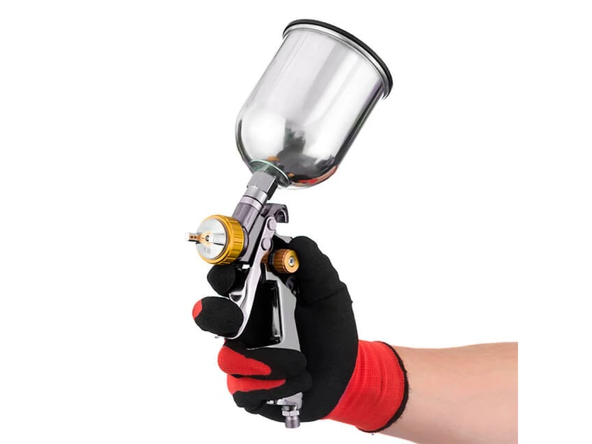 Фарбопульт пневматичний LVLP BRONZE професійний, форсунка 1.8мм, верхній металевий бачок 600мл., 1.5бар INTERTOOL PT-0135 