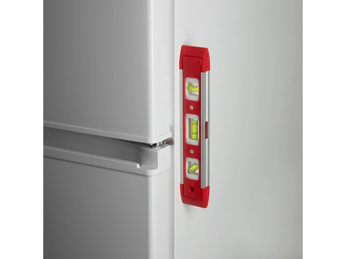 Уровень магнитный 230 мм INTERTOOL MT-1001 