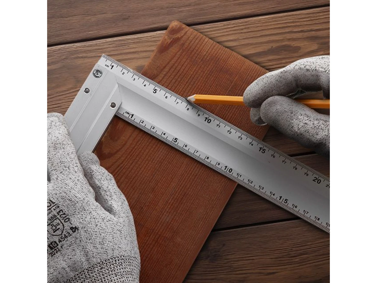 Косинець будівельний алюмінієвий 350 мм INTERTOOL MT-2063 