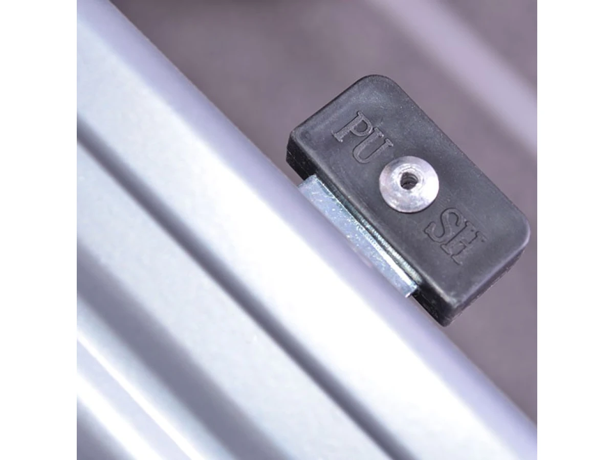 Стремянка алюминиевая 4 ступени, высота до платформы 850 мм INTERTOOL LT-1004 