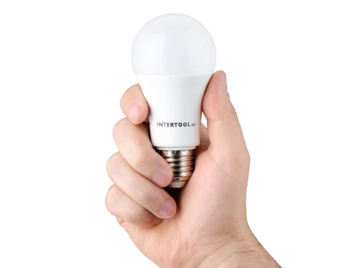 Светодиодная лампа LED 15 Вт, E27, 220 В INTERTOOL LL-0017 