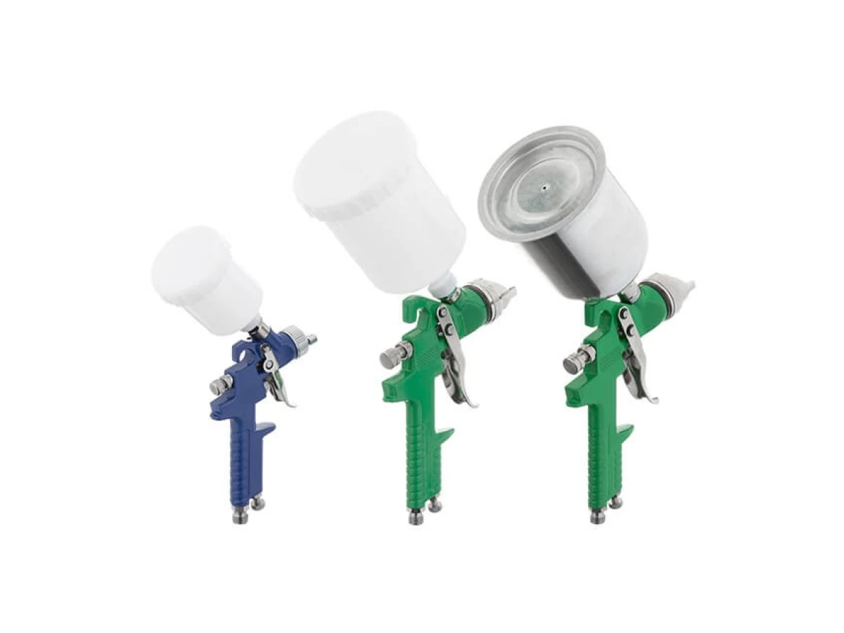 Набір з 3-х фарбопультів HVLP, 0,8 мм, 1,3 мм, 1,7 мм, регулятор тиску, два пластикових та один металевий бачок INTERTOOL PT-1505 