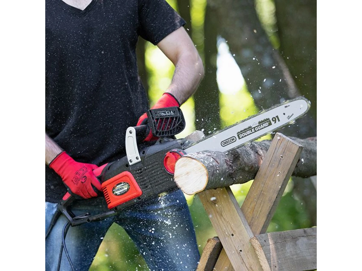 Пила ланцюгова електрична 2400 Вт, шина 40 см, плавний пуск, SDS-система натяжіння ланцюга INTERTOOL WT-0625 