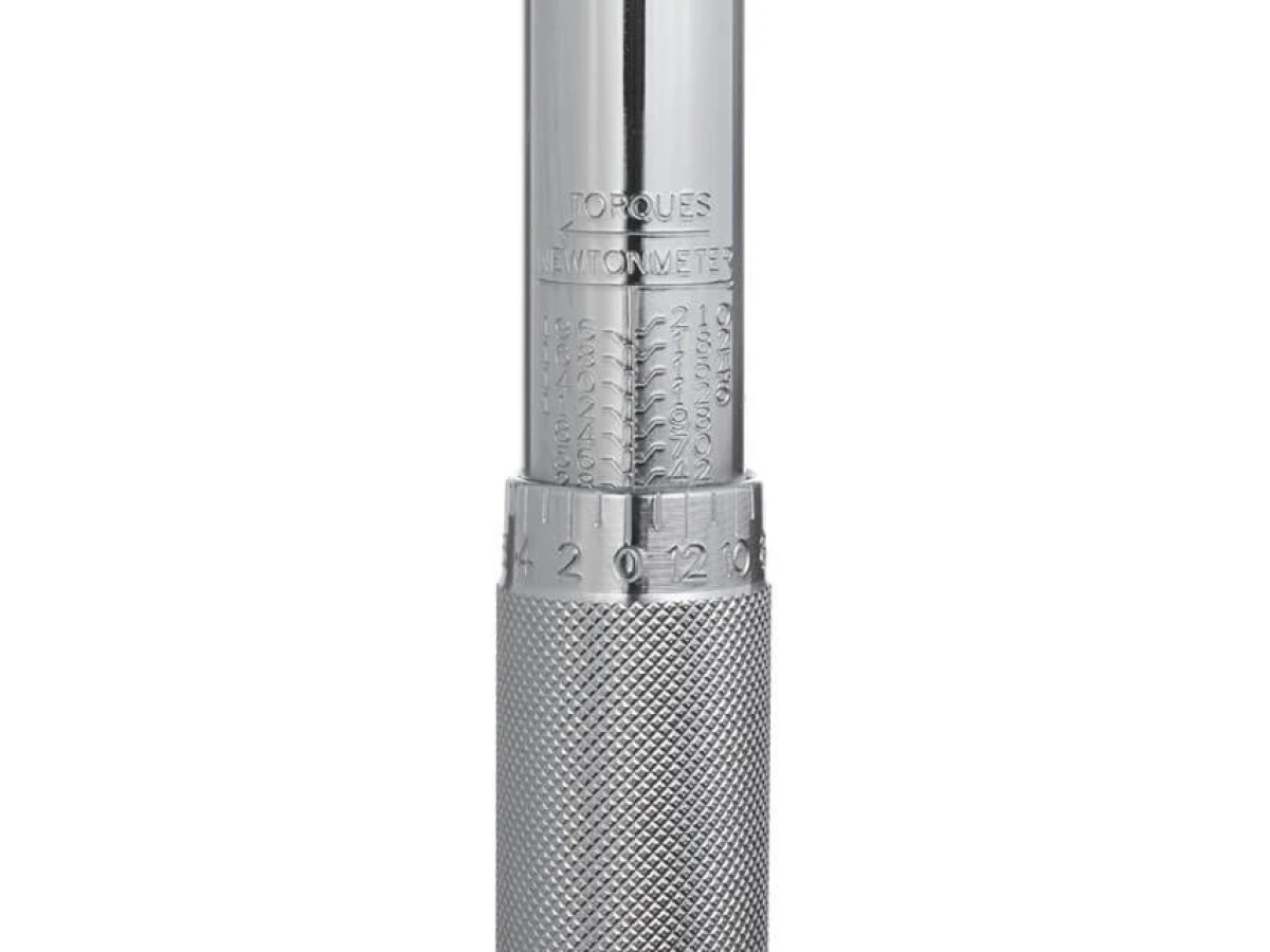 Ключ динамометричний 1/2", 28-210 Нм, перехідник 1/2"*3/8", подовжувач 125 мм * 1/2"  INTERTOOL XT-9007 