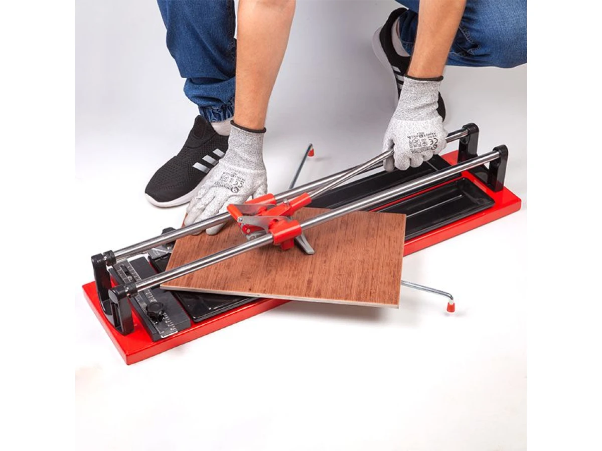 Плиткоріз 600 мм посилений з регулюванням ріжучого елемента INTERTOOL HT-0363 