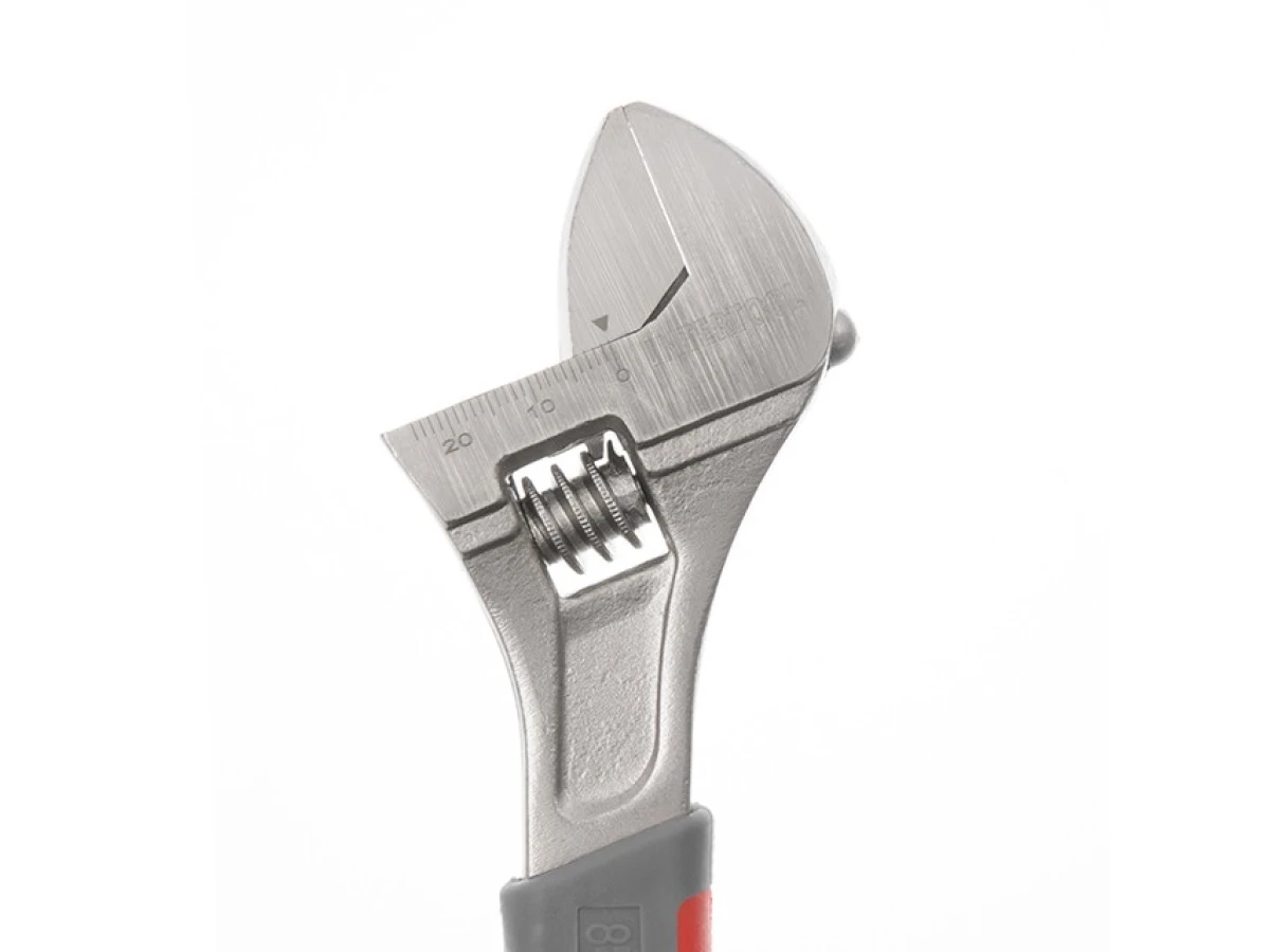 Ключ разводной 200 мм, изолированная рукоятка, никелевое покрытие INTERTOOL XT-0020 