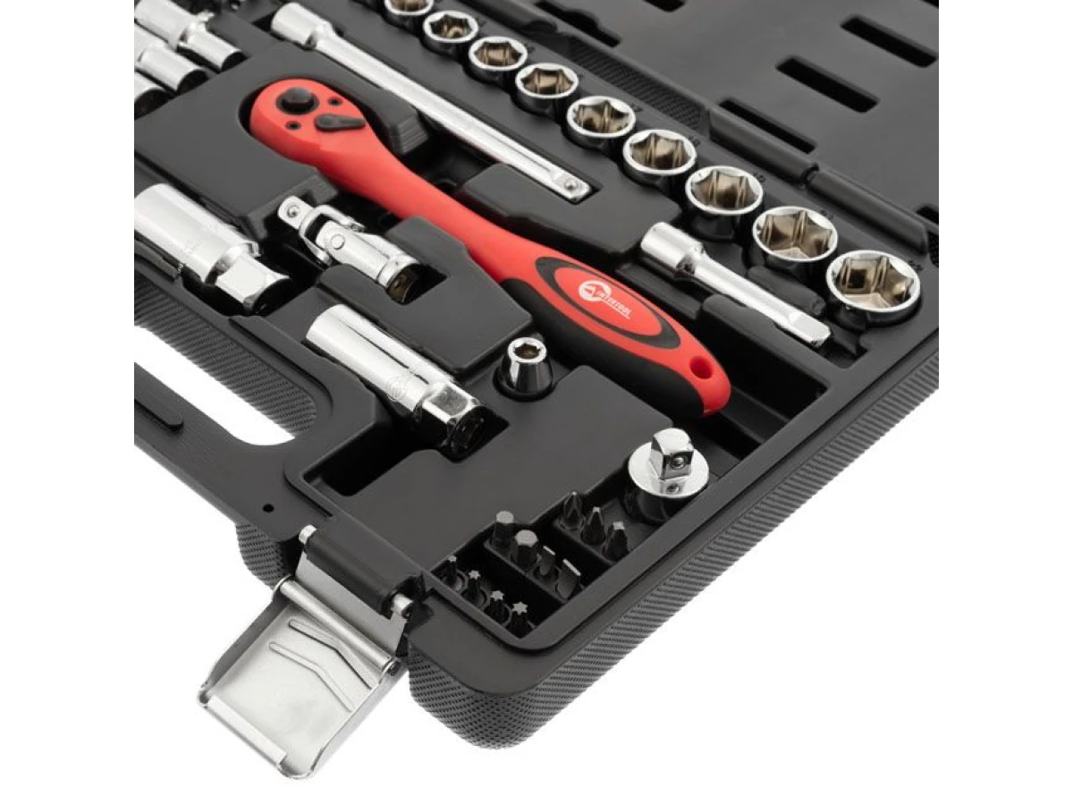 Набір інструментів професійний 39 од. 3/8" CrV INTERTOOL ET-6039 