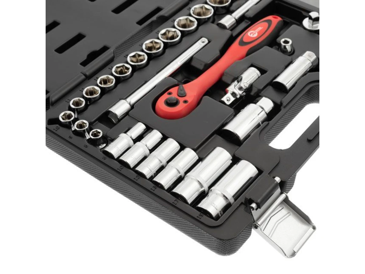 Набір інструментів професійний 39 од. 3/8" CrV INTERTOOL ET-6039 