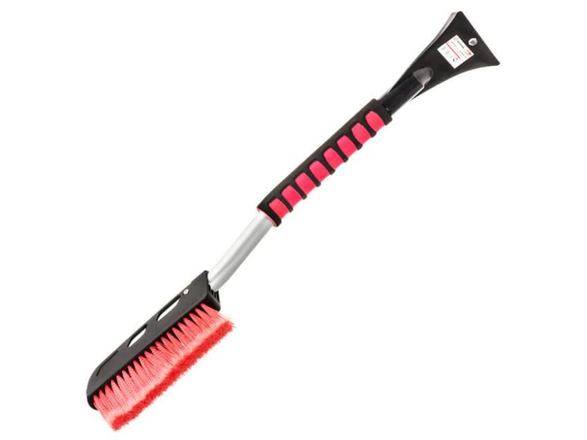 Щітка зі скребком 66см INTERTOOL AT-0117 