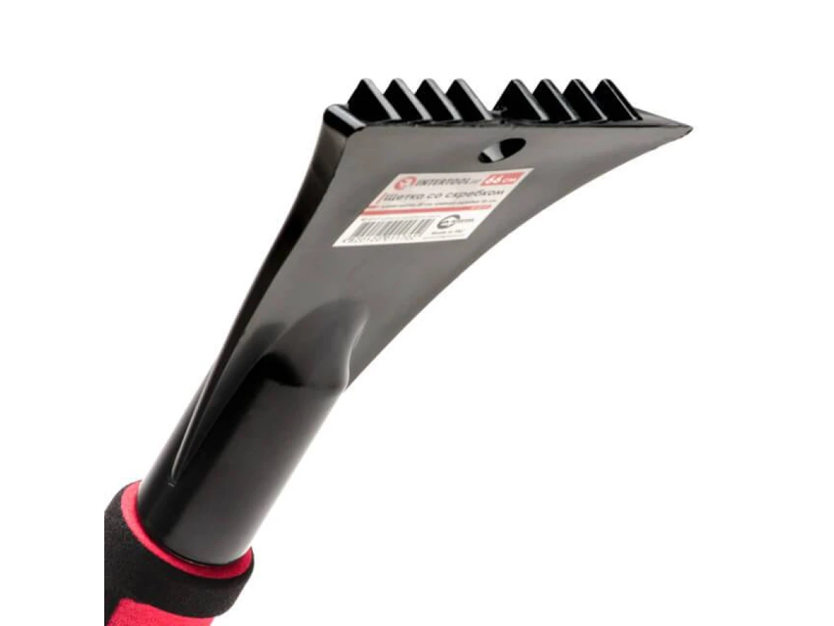 Щітка зі скребком 66см INTERTOOL AT-0117 