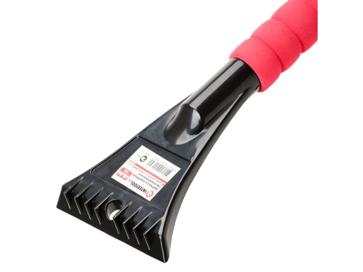 Щітка зі скребком телескопічна 68 - 86см INTERTOOL AT-0118 