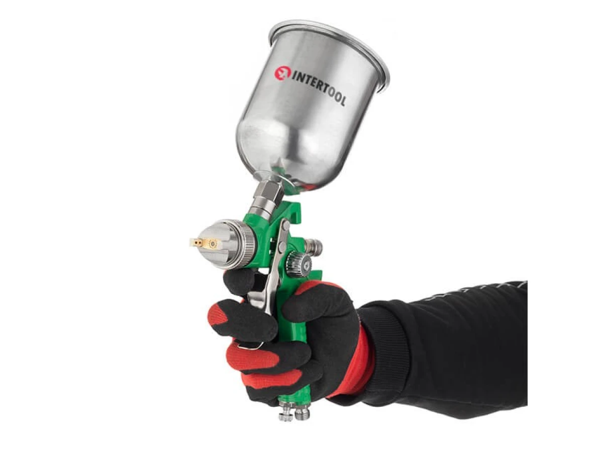 Набір з 3-х фарбопультів HVLP, 0,8 мм, 1,3 мм, 1,7 мм, регулятор тиску, два пластикових та один металевий бачок INTERTOOL PT-1505 