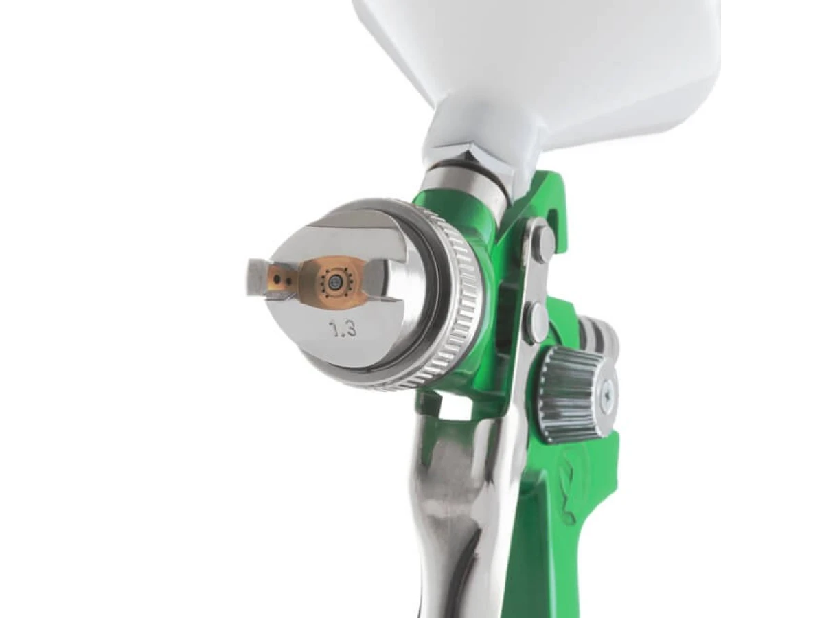 Фарбопульт пневматичний HVLP, форсунка 1.3 мм, верхній пластиковий бачок 600 мл, 3 бар INTERTOOL PT-0102 