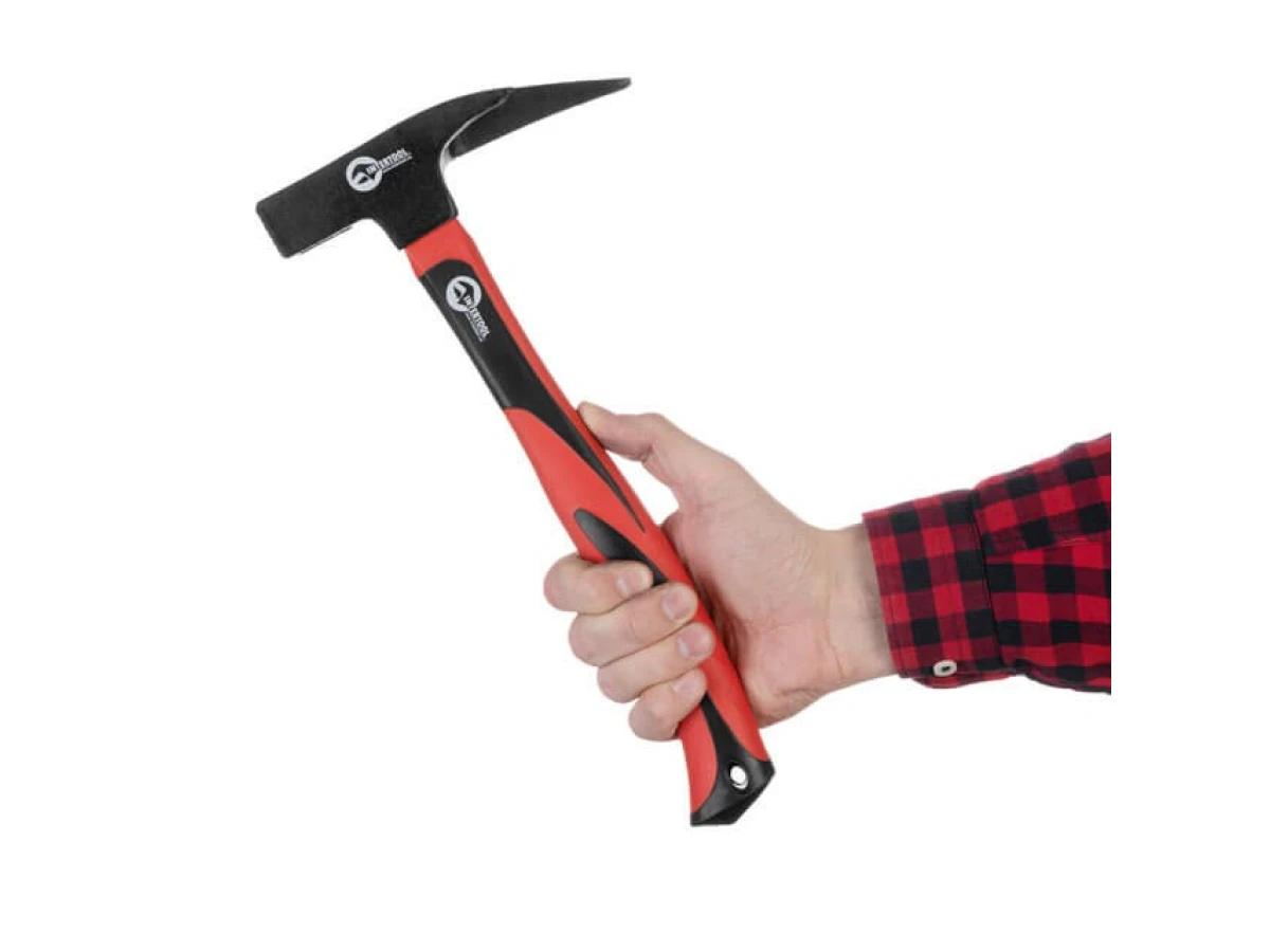 Молоток покрівельний 600 г. ручка з фібергласу INTERTOOL HT-0230 