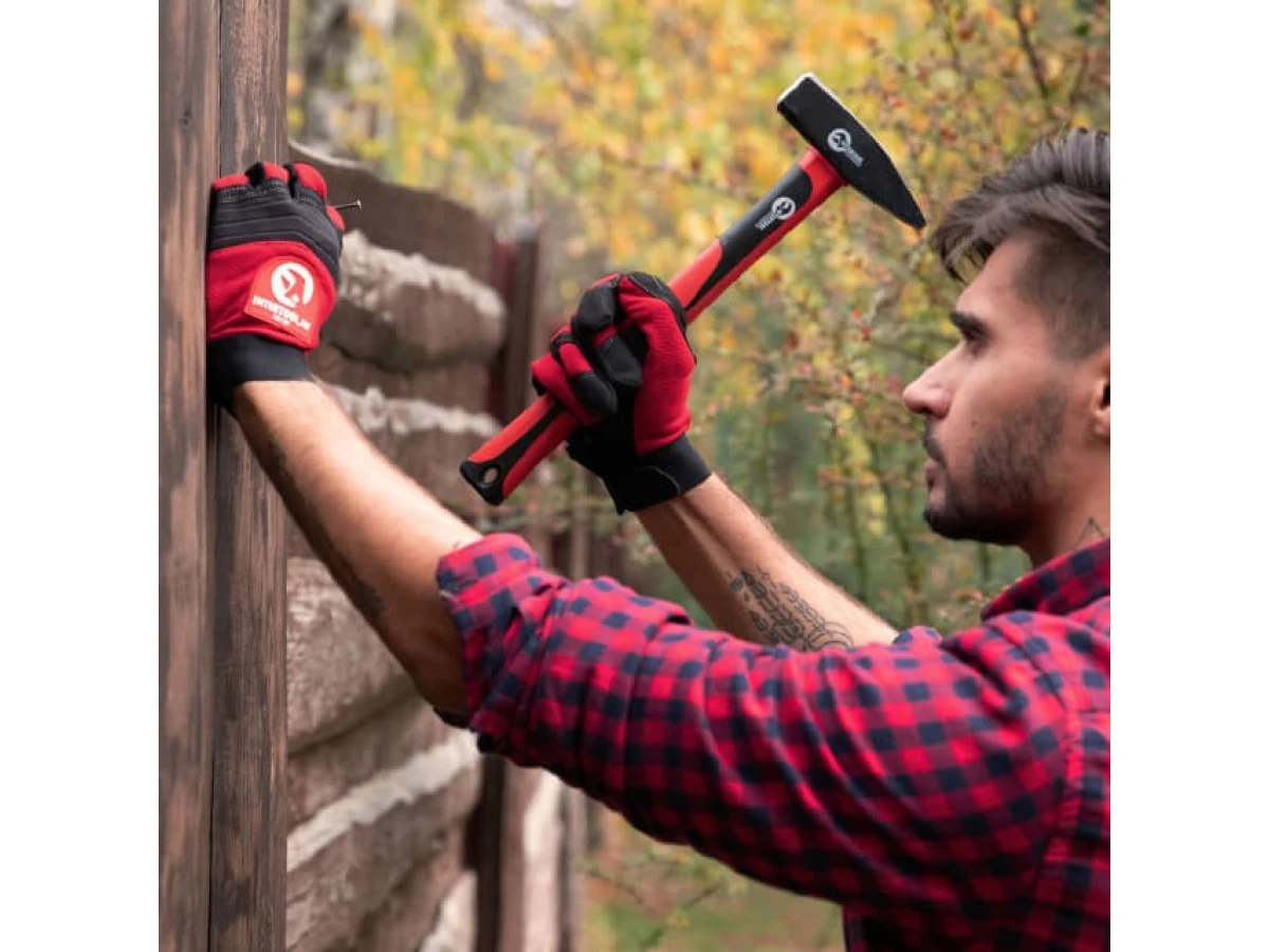 Молоток 500 г, ручка из фибергласса INTERTOOL HT-0205 