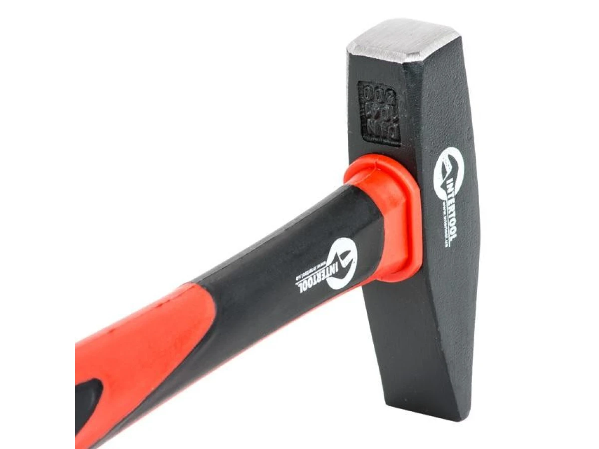 Молоток 500 г, ручка из фибергласса INTERTOOL HT-0205 